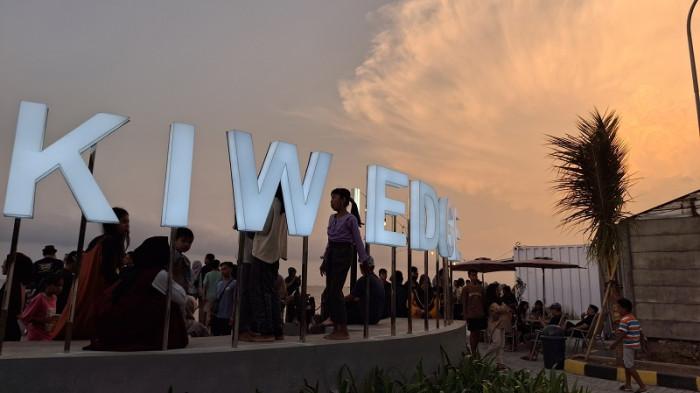 pantai kiw semarang